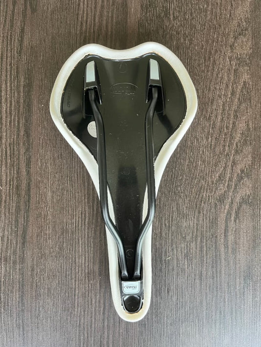 Selle Italia carbone S1 Cycling Access