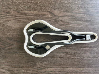 Selle Italia carbone S3 femme Cycling Access